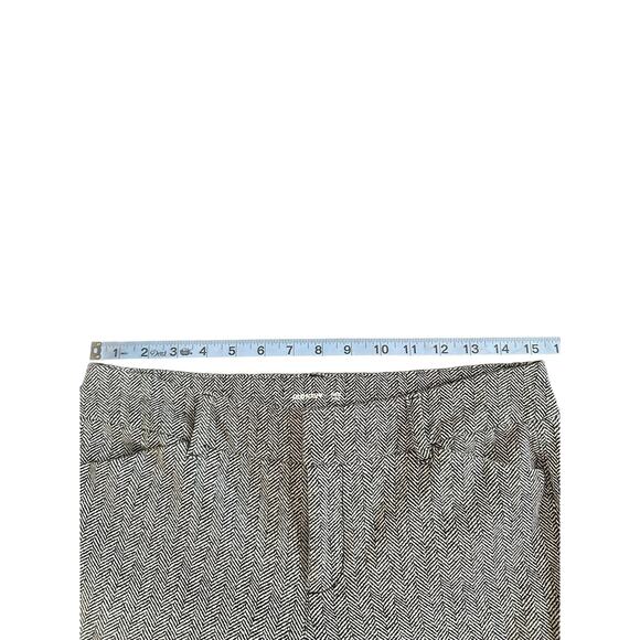 Old Navy Black White Herringbone Career Straight Leg Pixie Dress Pants Size 6 - Picture 10 of 13